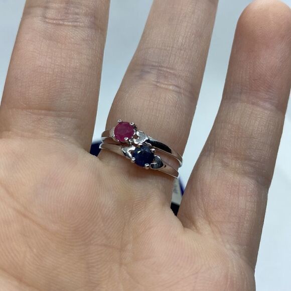 💛 10k White Gold Sapphire Ring - Picture 6 of 7